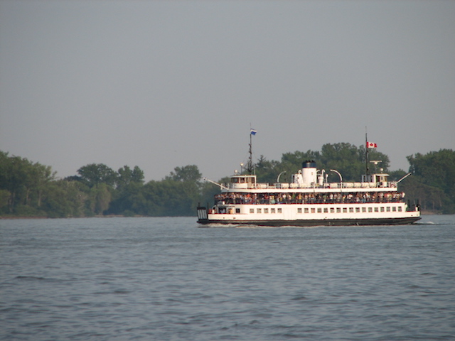 Ferry to Toronto Island